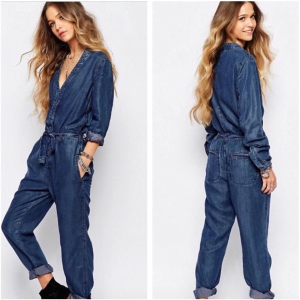 Free People Jean Jumpsuit Lou Blue Denim Long Sleeve Size 0 Blue